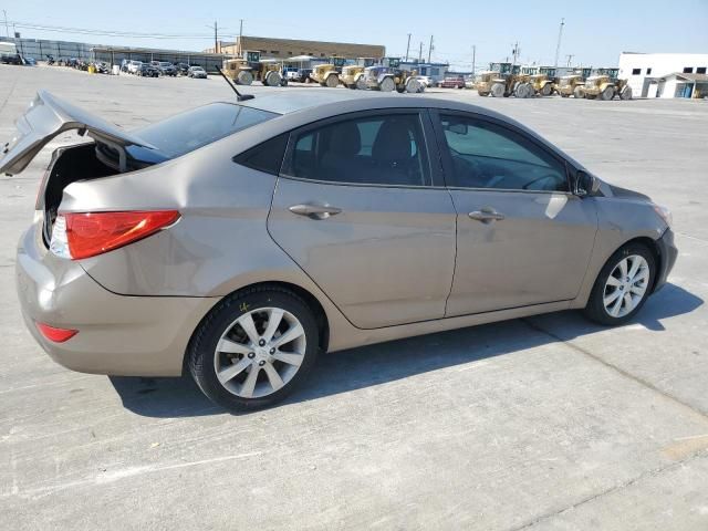 2012 Hyundai Accent GLS