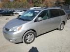 2005 Toyota Sienna XLE