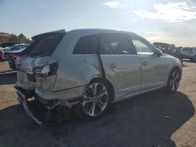 2021 Audi Q7 Prestige