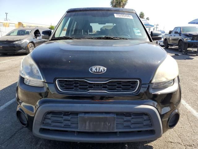 2013 KIA Soul +