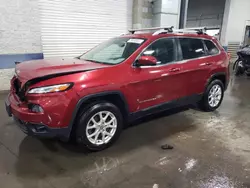 Carros salvage sin ofertas aún a la venta en subasta: 2014 Jeep Cherokee Latitude