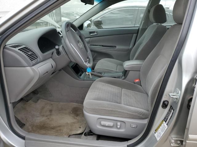 2005 Toyota Camry LE