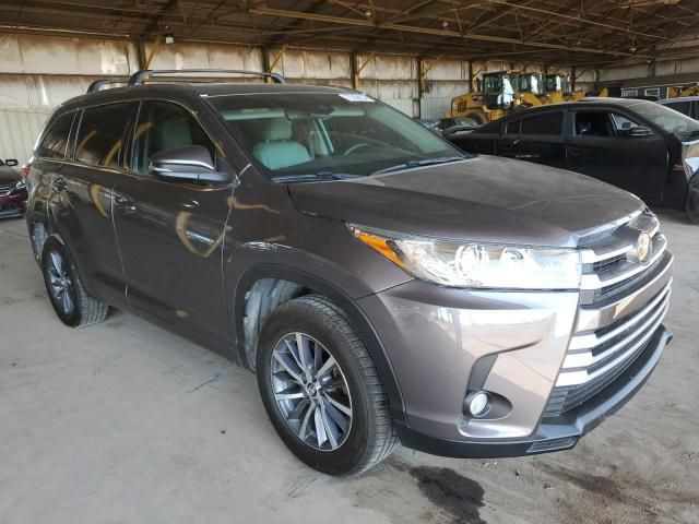 2018 Toyota Highlander SE