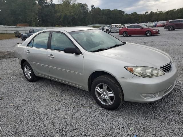 2005 Toyota Camry LE