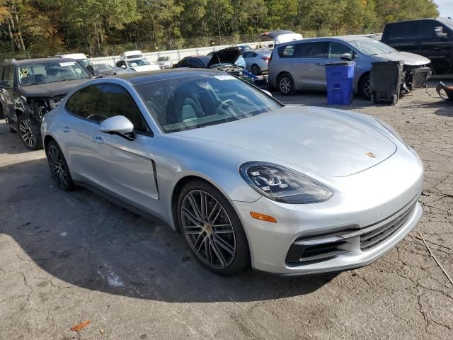 2018 Porsche Panamera 4