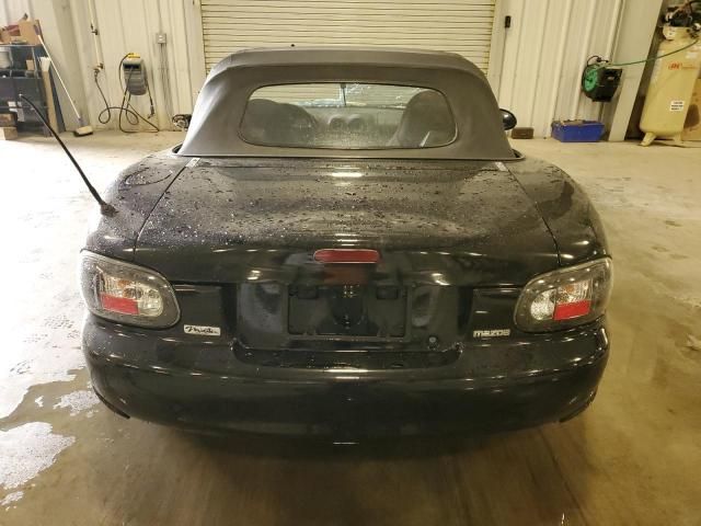 2004 Mazda MX-5 Miata Base