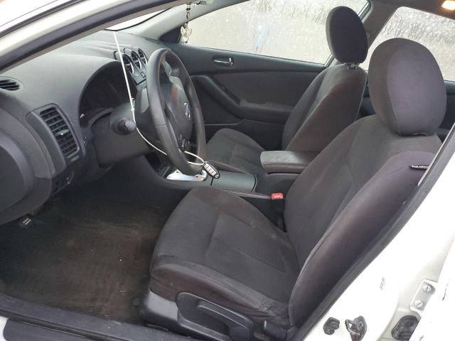 2010 Nissan Altima Base