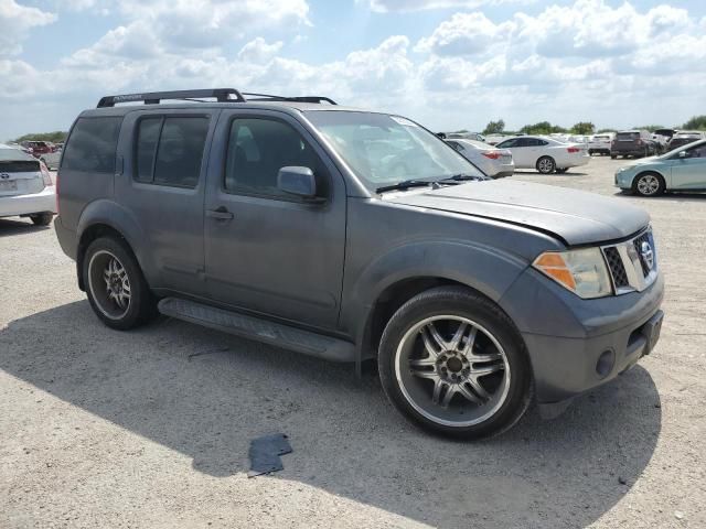 2006 Nissan Pathfinder LE