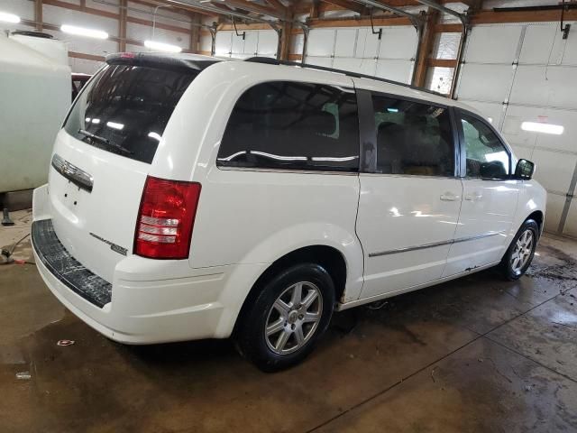 2010 Chrysler Town & Country Touring