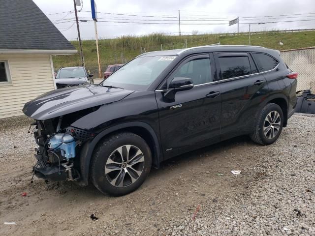 2020 Toyota Highlander Hybrid XLE