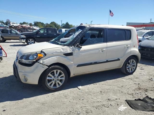 2013 KIA Soul +