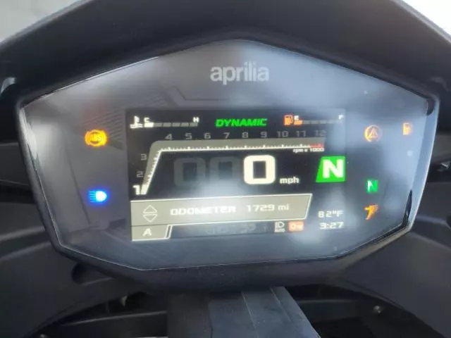 2021 Aprilia RS 660