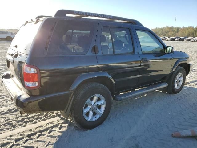 2004 Nissan Pathfinder LE