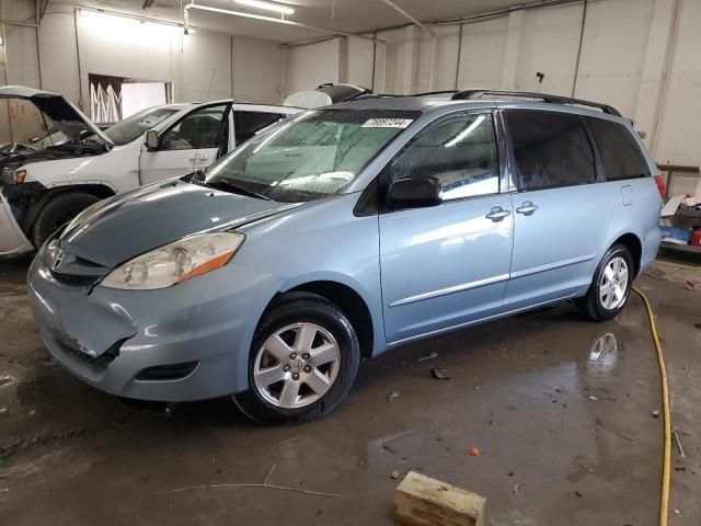 2006 Toyota Sienna CE