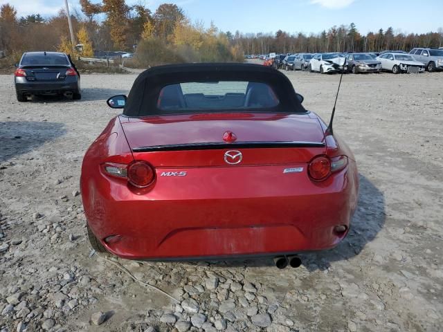 2016 Mazda MX-5 Miata Club