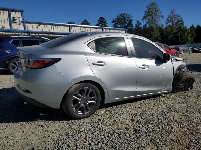 2019 Toyota Yaris L