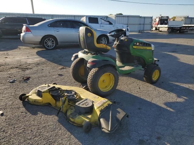 2015 John Deere Lawnmower