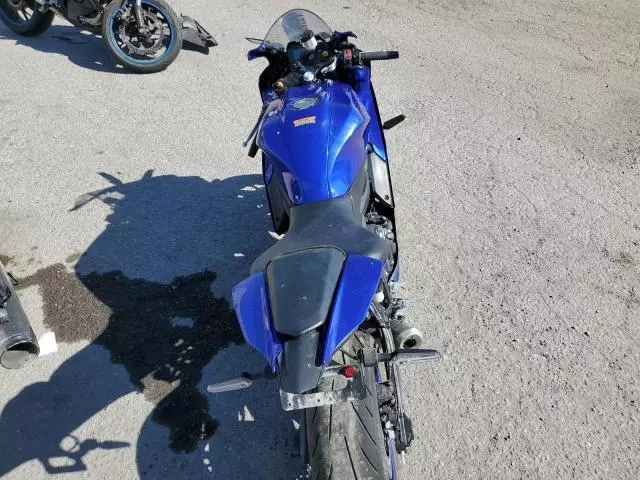 2024 Yamaha YZFR7