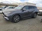 2020 Toyota Highlander Hybrid XLE