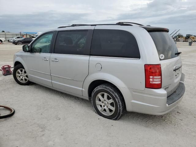 2009 Chrysler Town & Country Touring