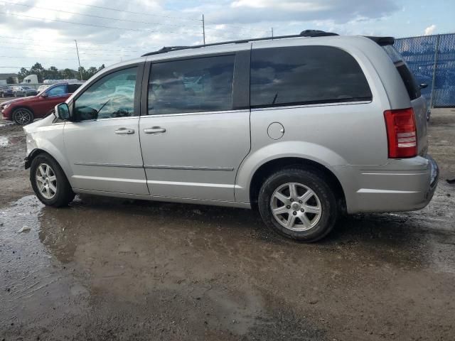 2010 Chrysler Town & Country Touring