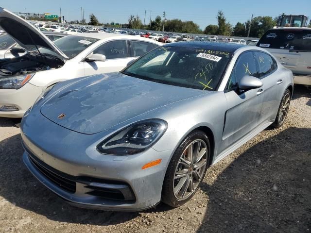 2018 Porsche Panamera 4S