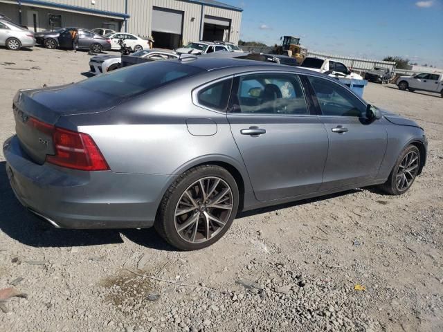 2018 Volvo S90 T6 Momentum