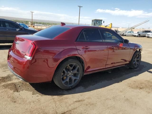 2020 Chrysler 300 Touring