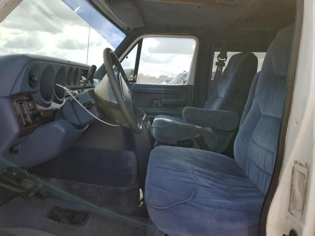 1995 Dodge RAM Van B2500