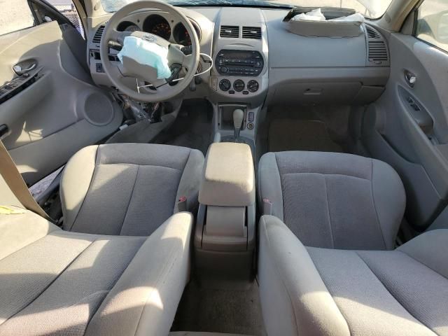 2002 Nissan Altima Base