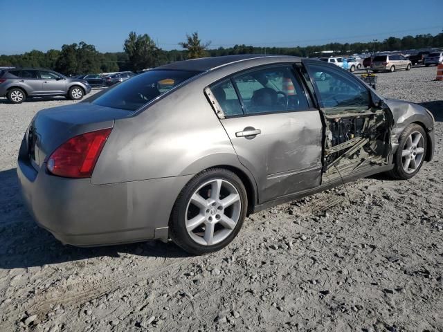 2004 Nissan Maxima SE