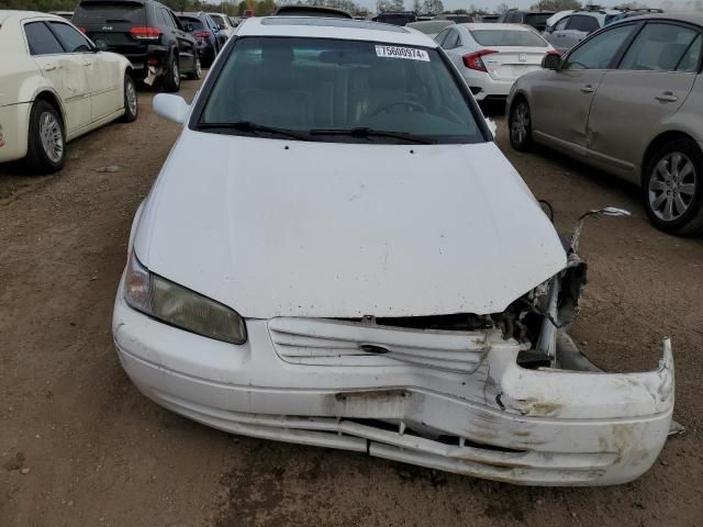 1999 Toyota Camry LE