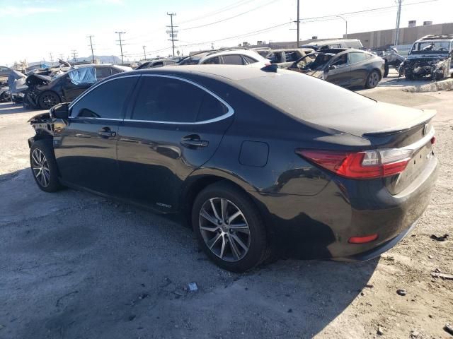 2016 Lexus ES 300H