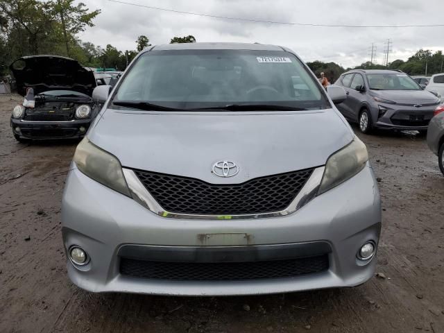 2012 Toyota Sienna Sport