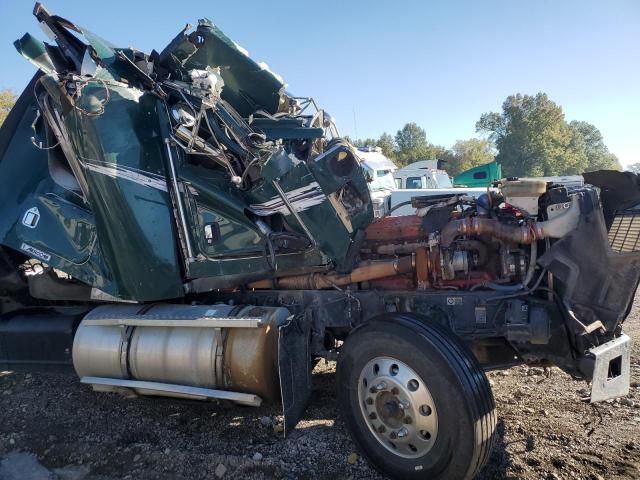 2008 Kenworth Construction T800