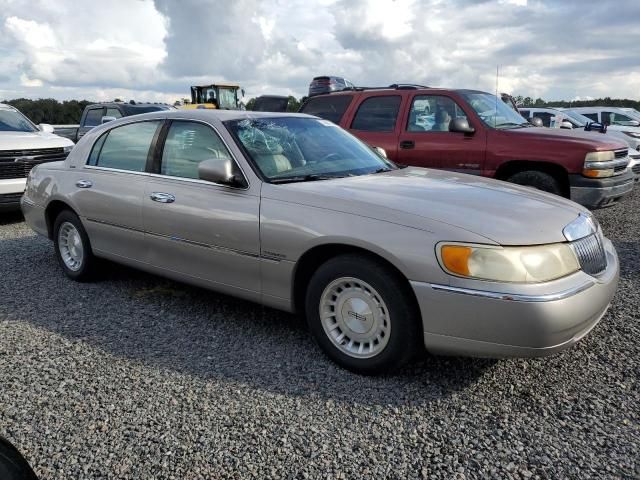 1999 Lincoln Town Car Executive