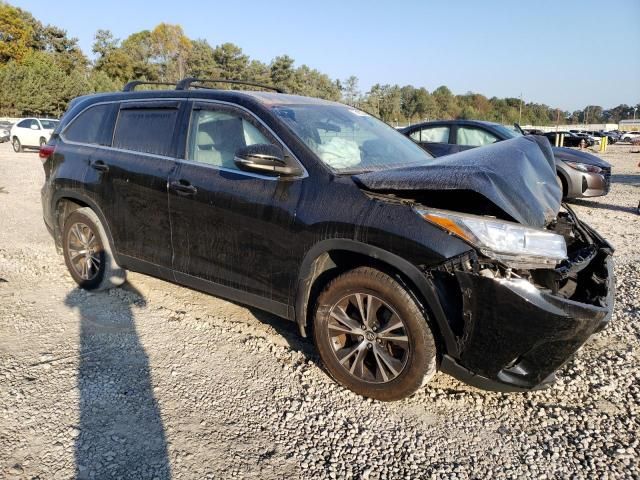 2019 Toyota Highlander LE