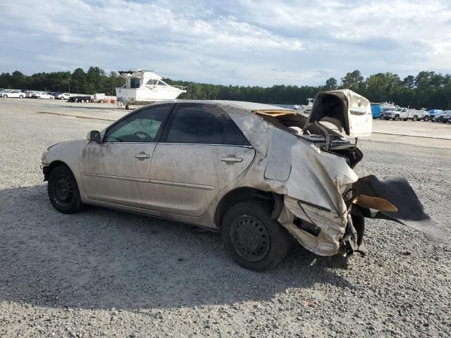 2004 Toyota Camry LE