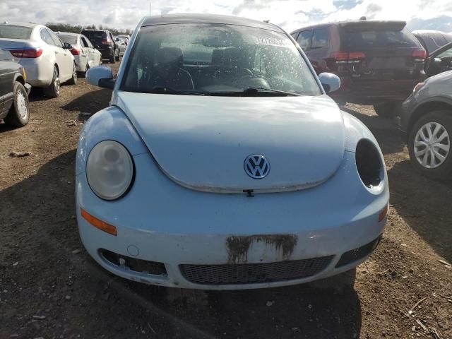 2010 Volkswagen New Beetle