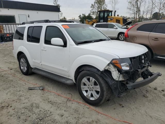 2006 Nissan Pathfinder LE