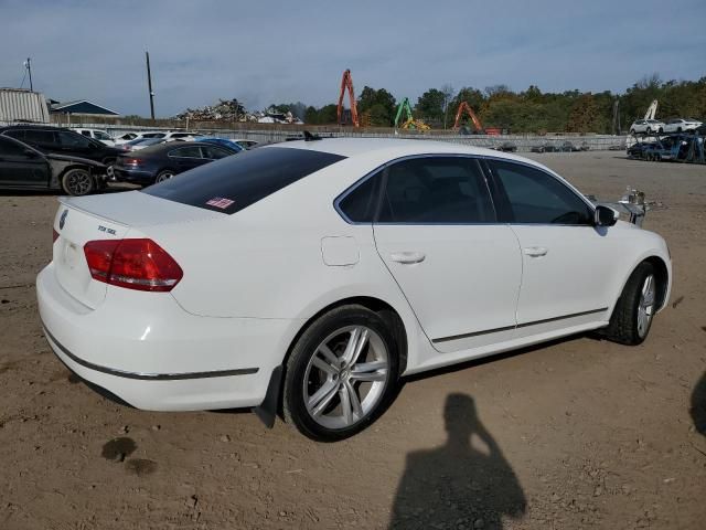 2015 Volkswagen Passat SEL