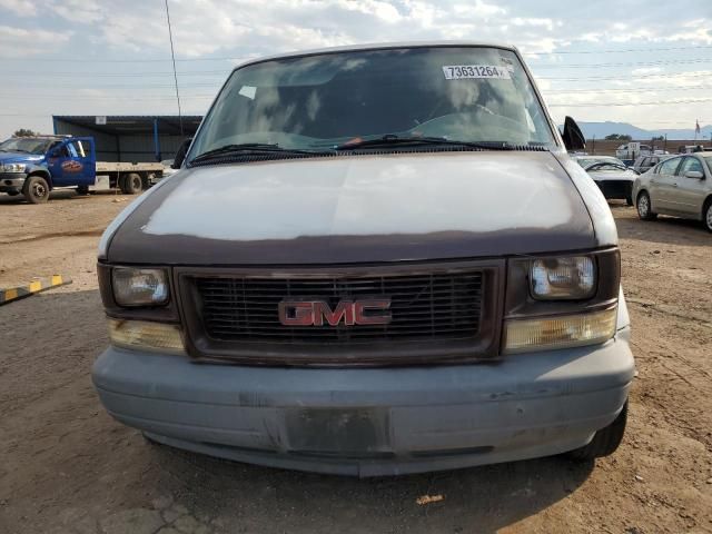 2001 GMC Safari XT