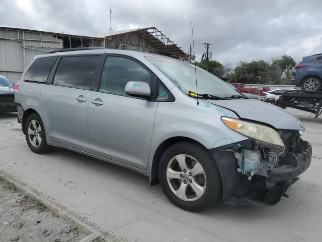 2011 Toyota Sienna LE