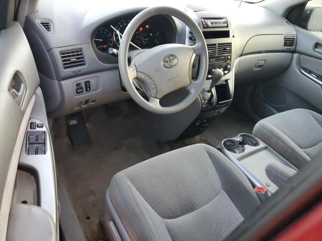 2006 Toyota Sienna CE