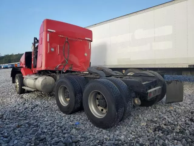 2013 Kenworth Construction T800