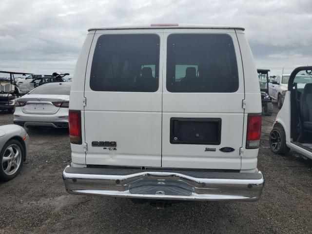 2010 Ford Econoline E350 Super Duty Wagon