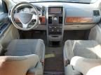 2008 Chrysler Town & Country LX