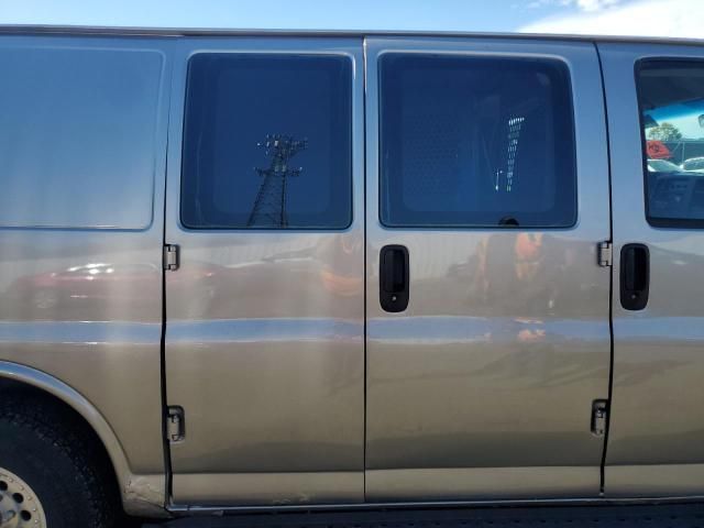 2004 Chevrolet Express G1500