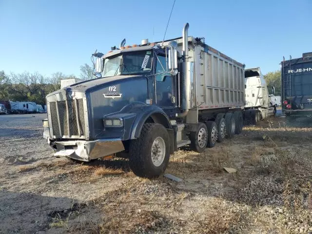 1997 Kenworth Construction T800