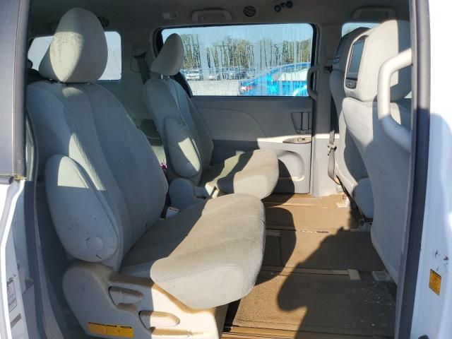 2011 Toyota Sienna